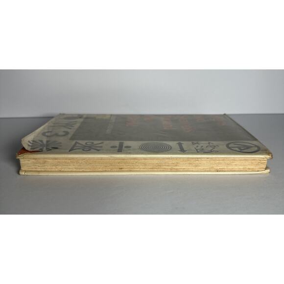 Signs and Symbols Around the World By Elizabeth Helfman 1967 Hardcover - Picture 5 of 9